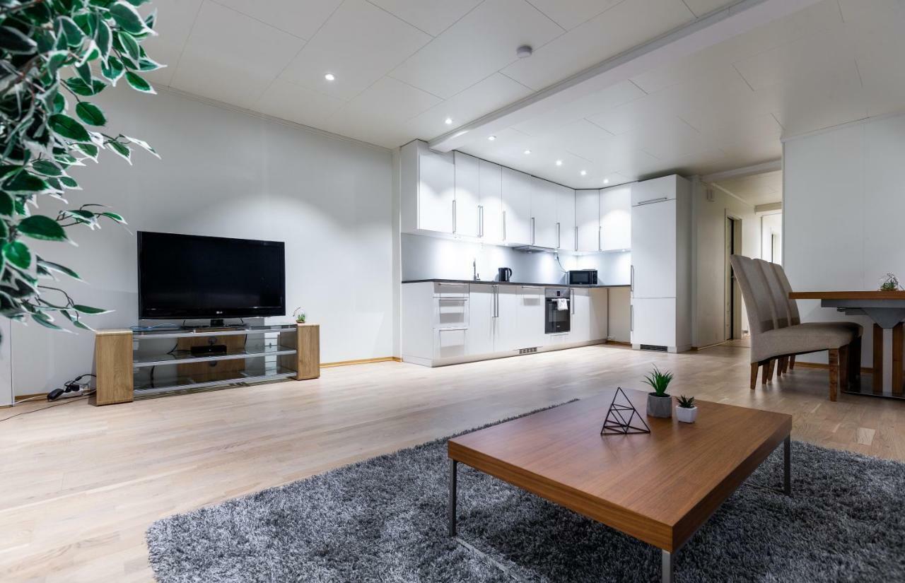 Arctic Homes - Premium Plaza Тромсьо Екстериор снимка